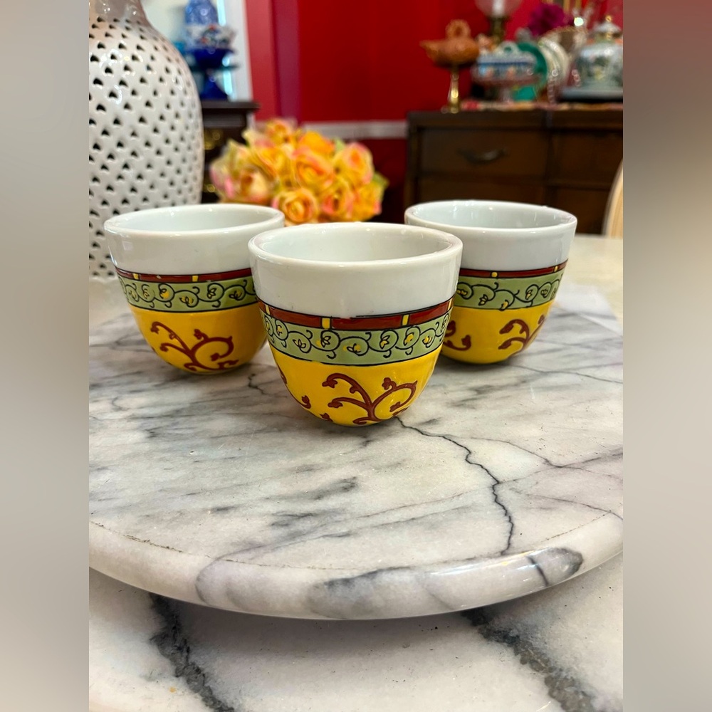3 Japanese style SAKE TEA CUPS Made in China for Pier 1 /yellow/green/red